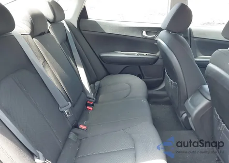 2017 Kia Optima Lx from USA, damaged, VIN 5XXGT4L32HG136496